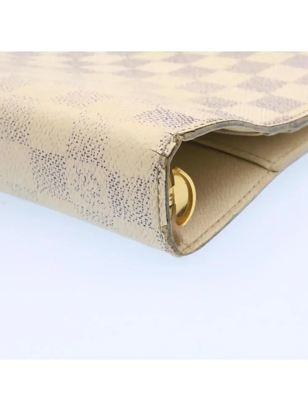 Louis Vuitton elevate your